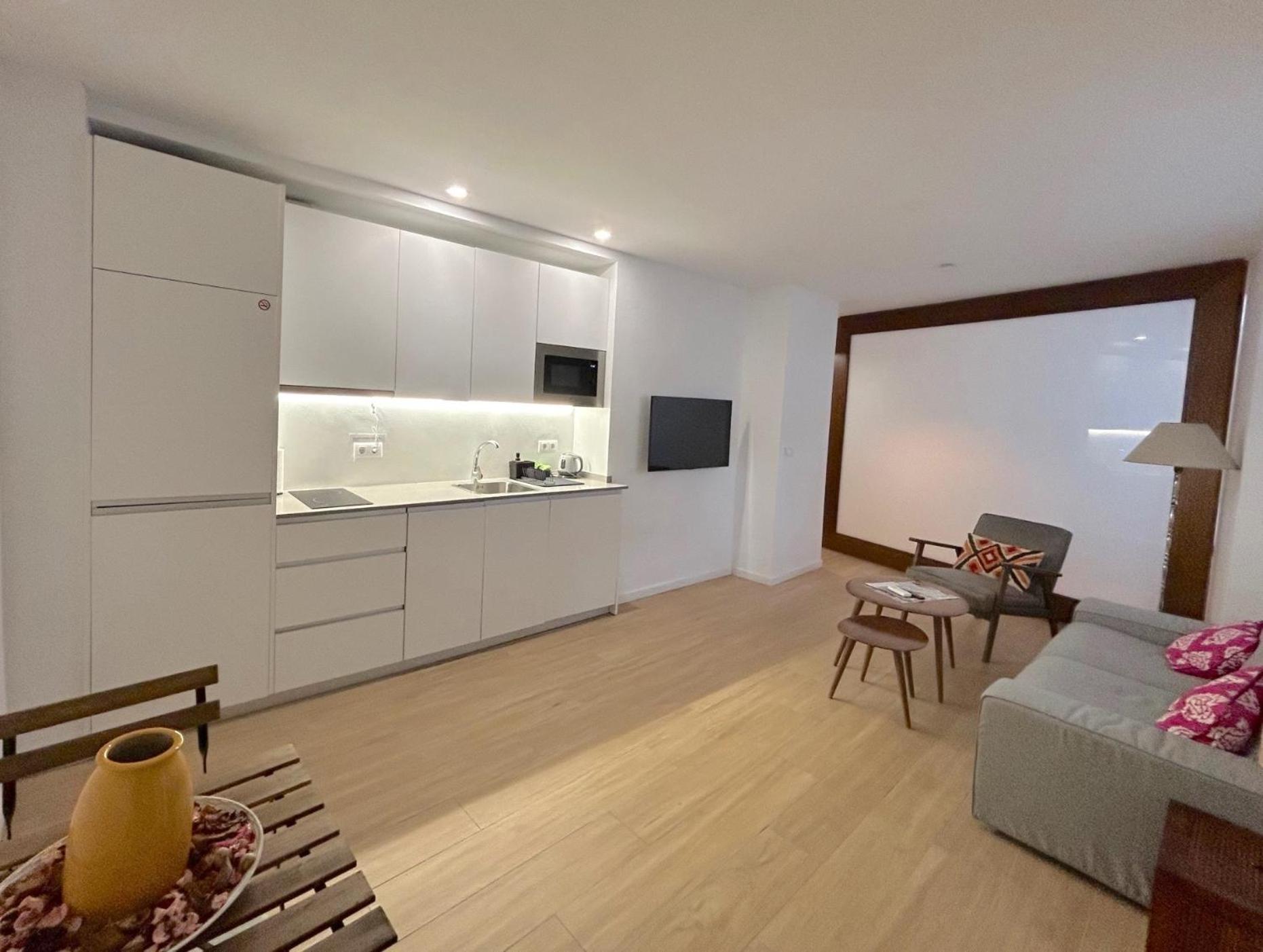 Bamba Apartment Aracena-Only Adults エクステリア 写真